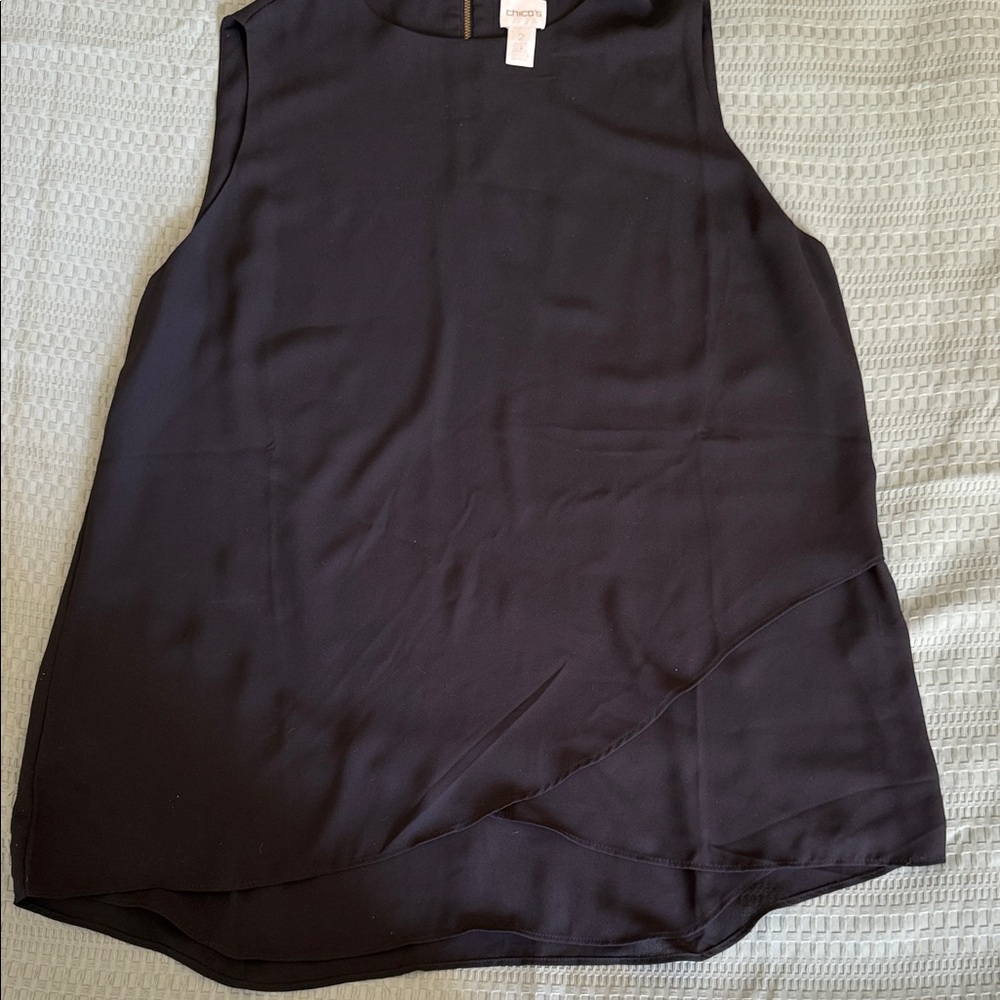 🌹 - 4/$30 Chico's Black Sleeveless Blouse